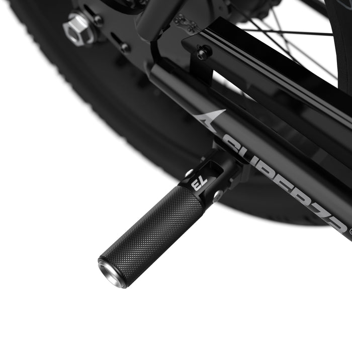 Folding peg with aluminum cap on bike view 2. @color_aluminum