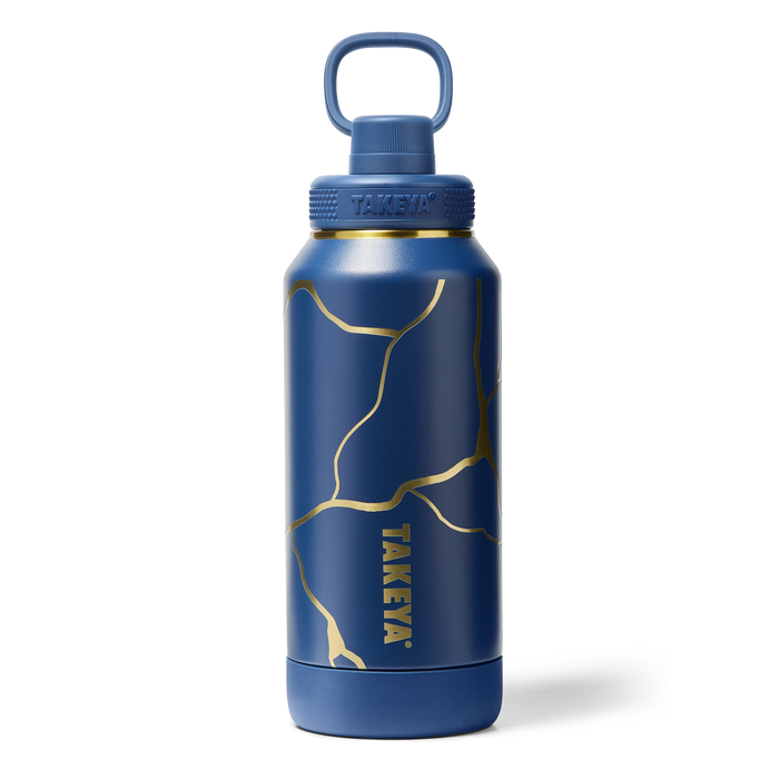 kintsugi-water-bottle-with-spout-lid-d6 TKS_SP25_SptBtl_GoldMarine_32oz_51390_v1_sRGB_SHD.png