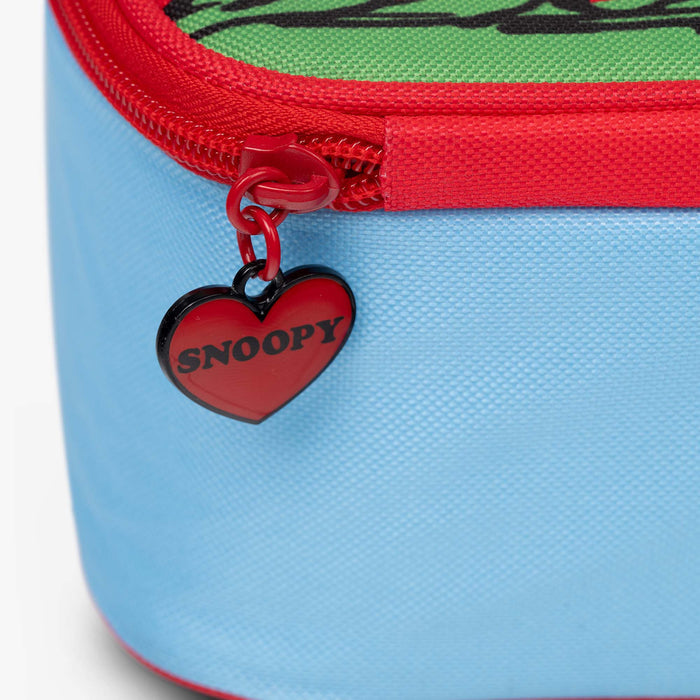 Zipper View | Snoopy’s Doghouse Horizontal Lunch Cooler Bag::::Snoopy zipper pulls